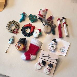 Fourteen Christmas pins